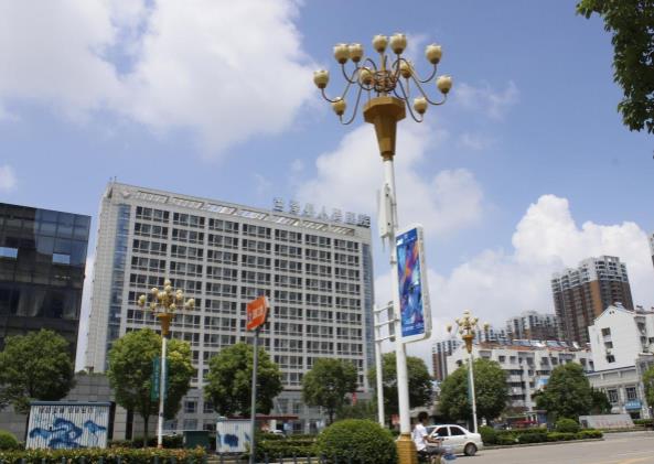 LED顯示屏,LED顯示屏廠家,LED照明廠家,照明解決方案,顯示屏解決方案