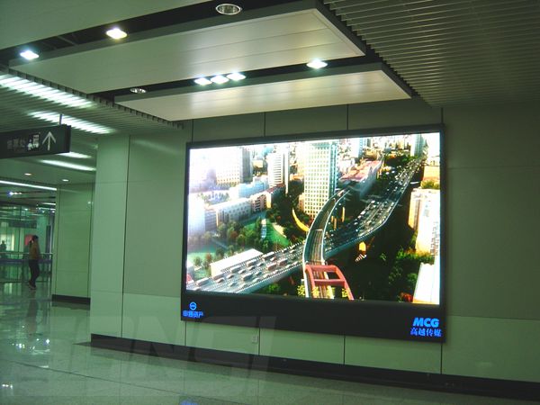 上海地鐵室內LED全彩顯示屏