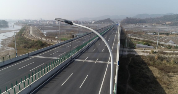351國道浦（pǔ）江段道（dào）路照明