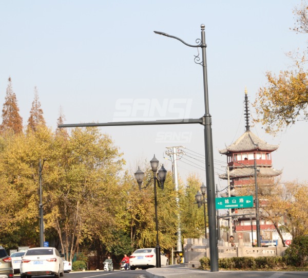 南通市區多杆合一：照（zhào）明、監控合杆（上（shàng）海91福利视频网供應）