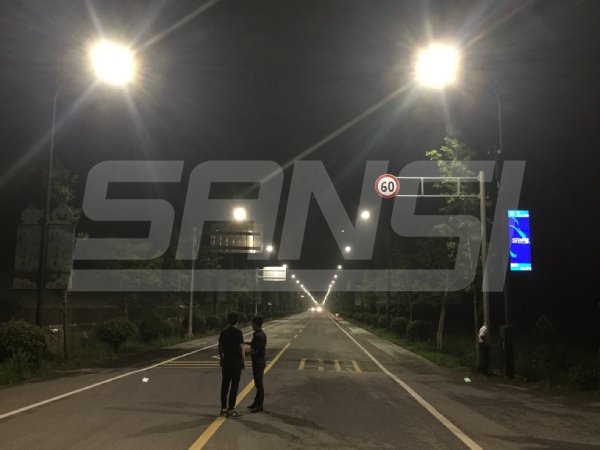 浙江大雲溫泉（quán）大道智慧路燈