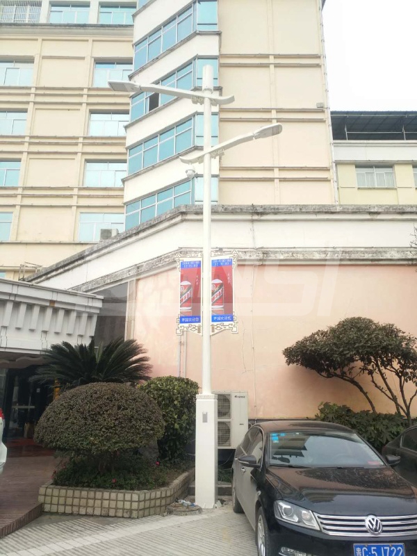 貴州茅台酒廠智慧路（lù）燈