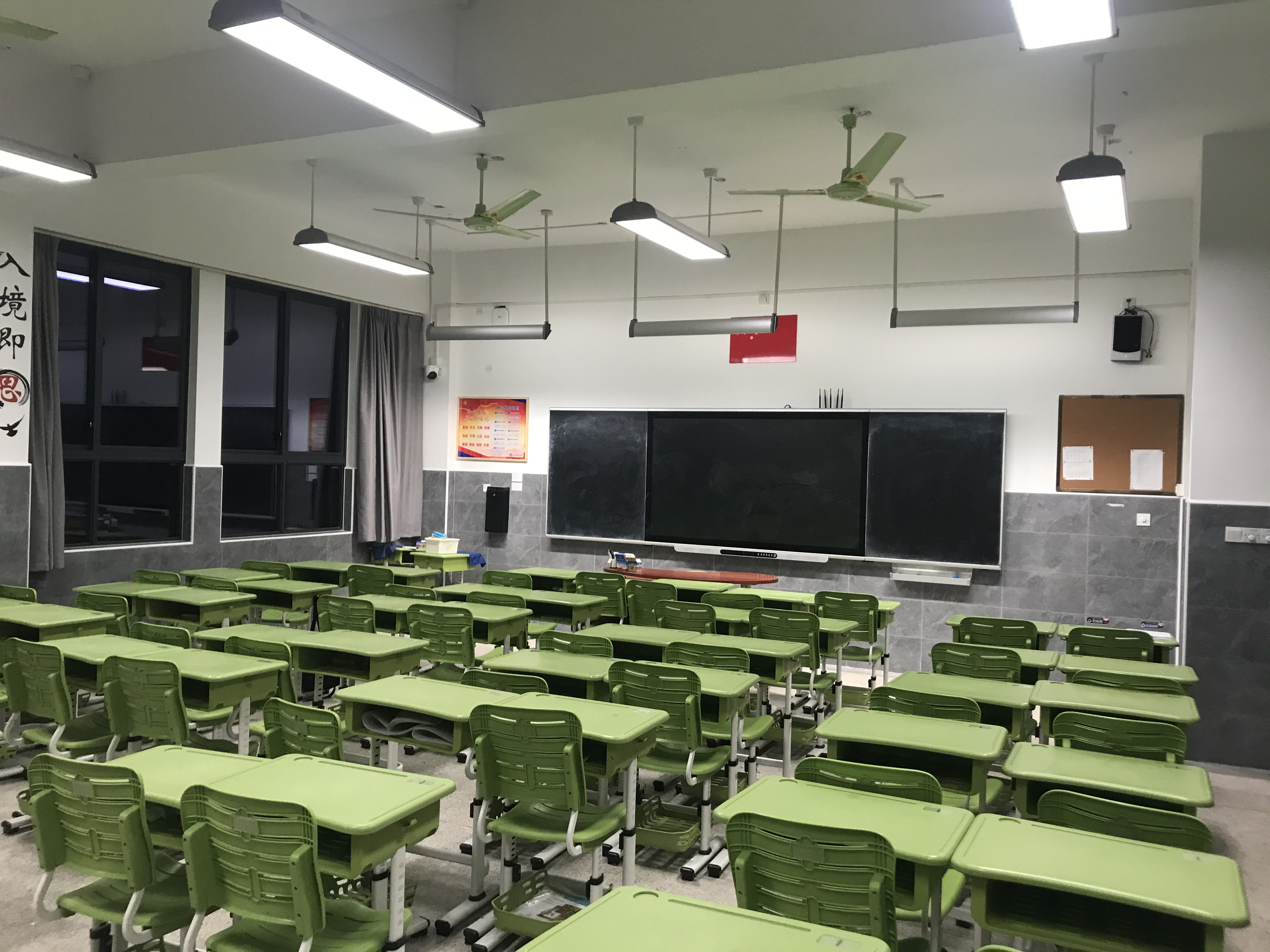 莘鬆中學教育照明案例