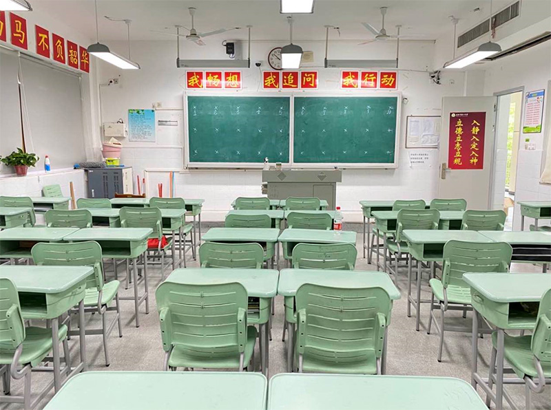 教（jiāo）室學生（shēng）護眼燈選擇