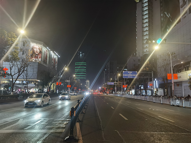 道路照明：提升道路使用效率的利器（qì）