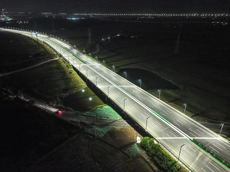 金義中央大道通車,三（sān）思智慧綜合杆,道路照明係（xì）統方案,點亮23公裏智慧公（gōng）路