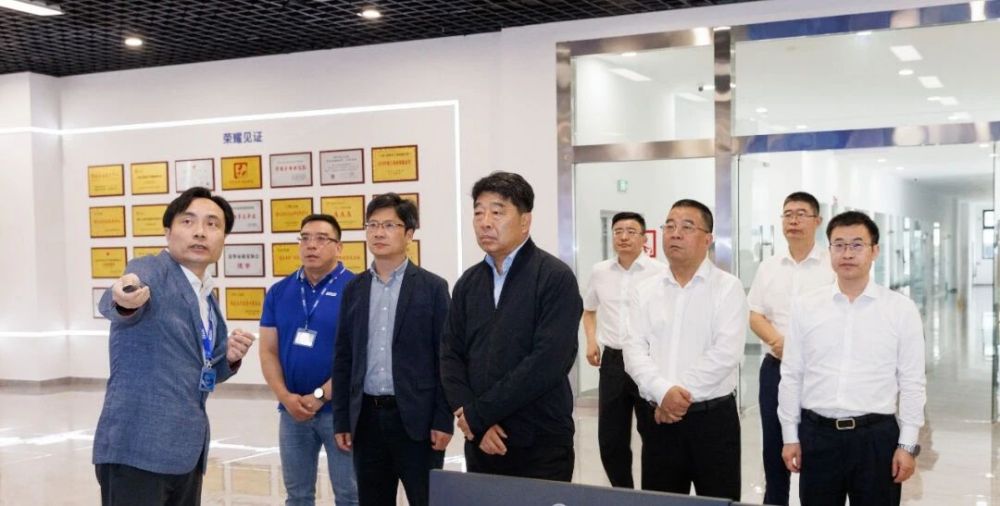 浙江省,副省長,柯吉欣,行考察調研,三（sān）思浙江浦江生產基地（dì）