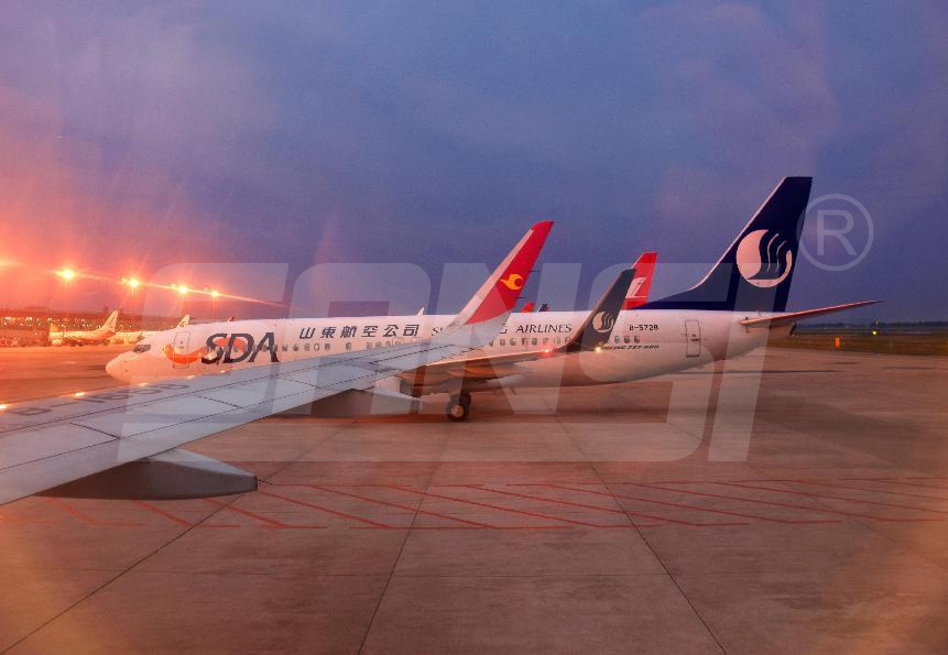 91福利视频网,機坪高杆燈,照亮天空,保障航空安全,旅客出行